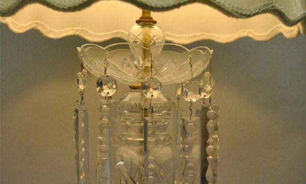 Antique Crystal Table Lamp Hanging Prisims Leffler Tierra Este in proportions 1280 X 856