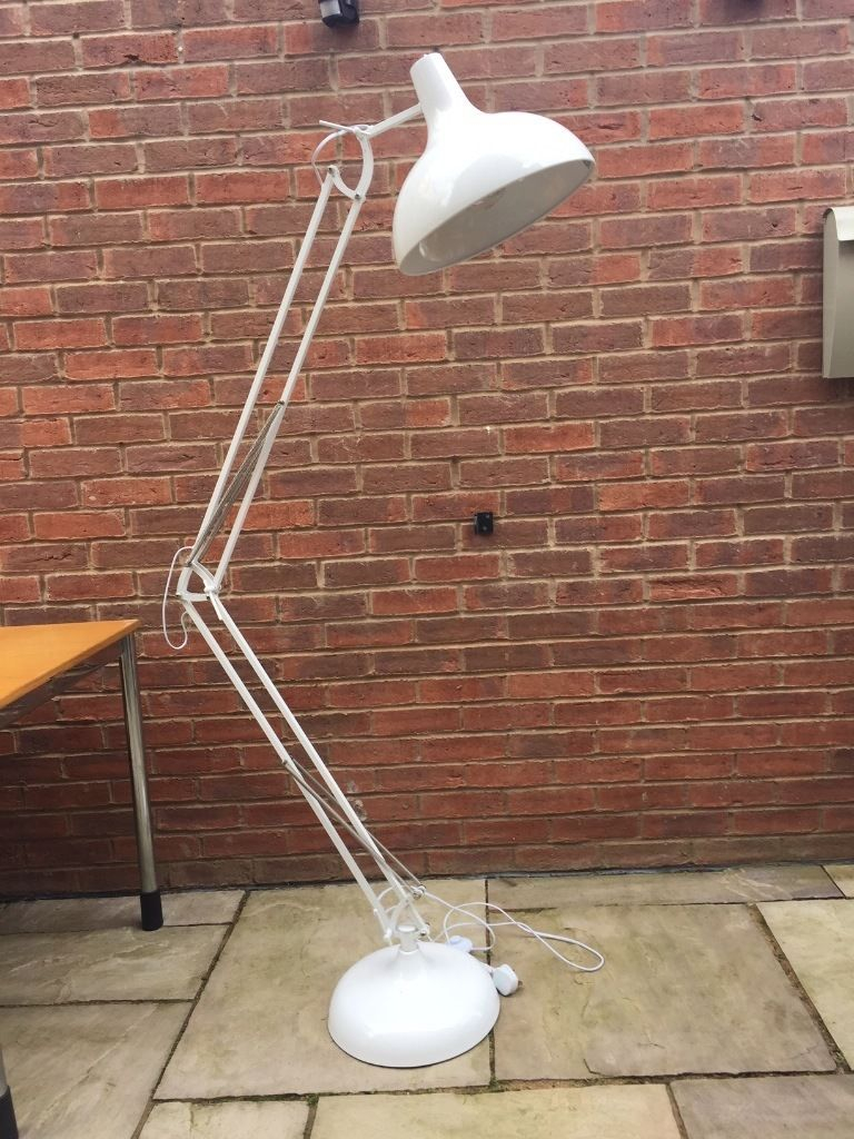 Attractive Bq White Tecton Floor Lamp Looks Like A Giant with measurements 768 X 1024