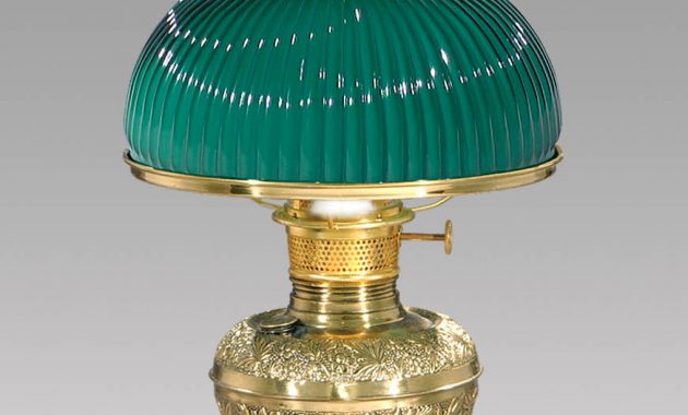 Early Style Embossed Brass Lamp 69044d Bp Lamp Supply with regard to size 872 X 1424