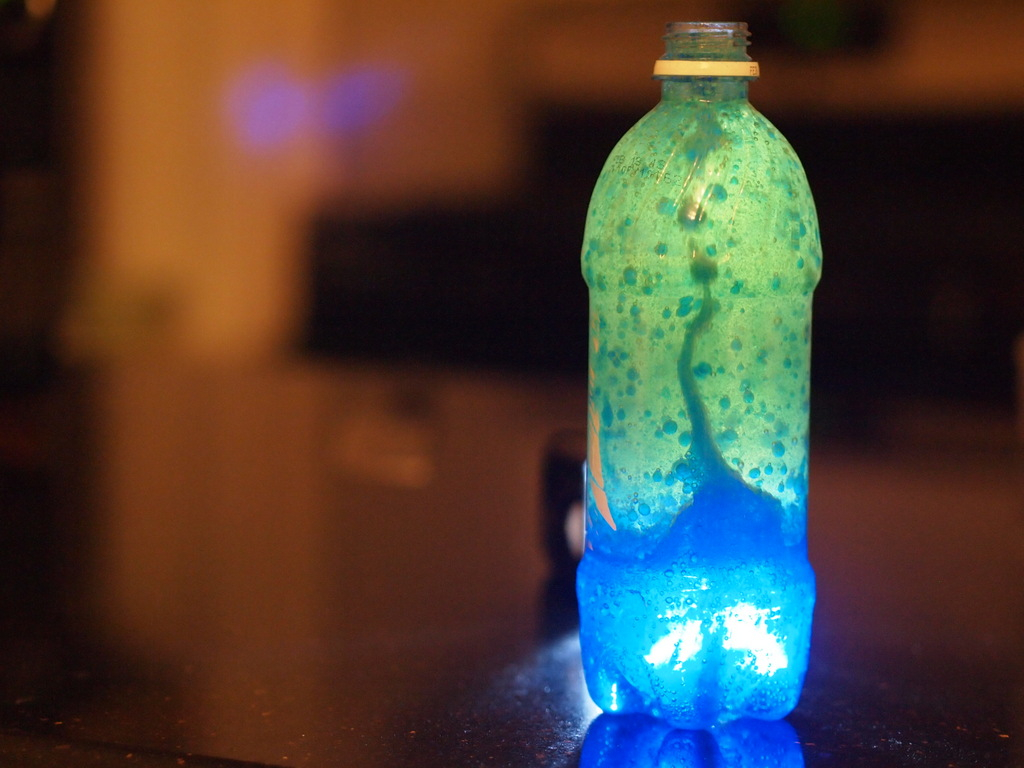 Easy Crafts For Kids Diy Lava Lamp Itsysparks in proportions 1024 X 768