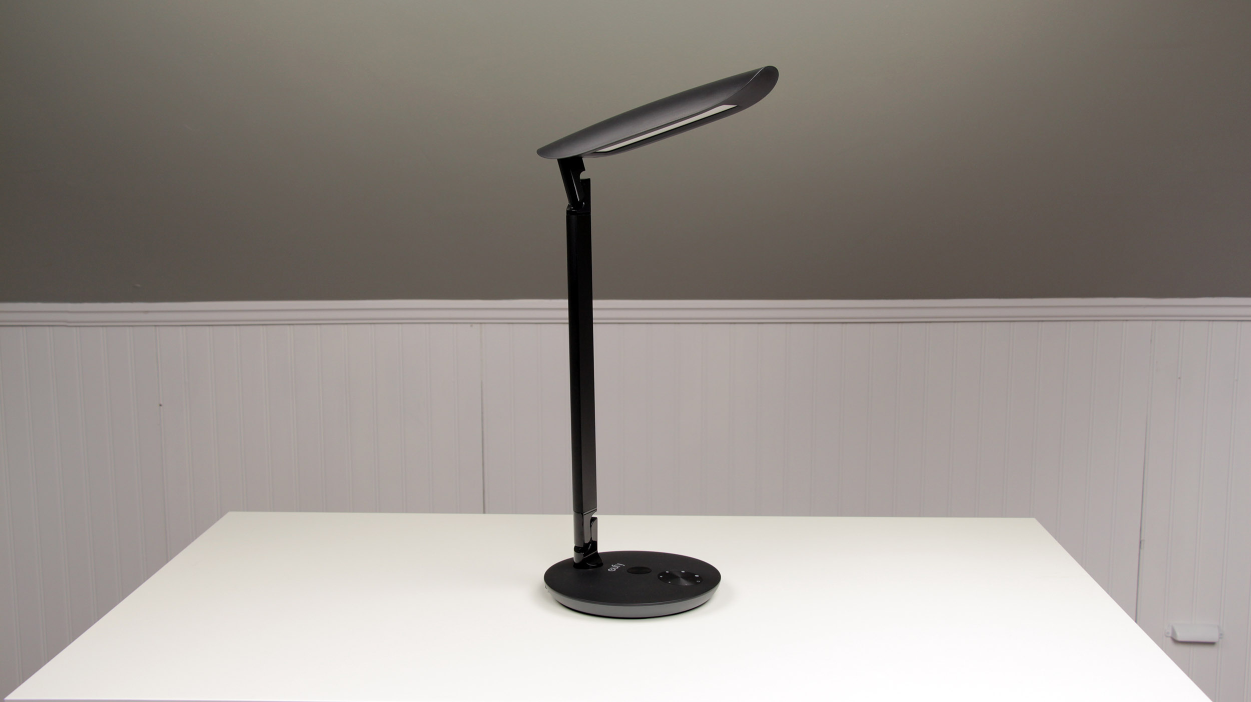 Eufy Lumos E1 Desk Lamp Review Modern Yet Functional Ian Mcilwraith inside measurements 2500 X 1404