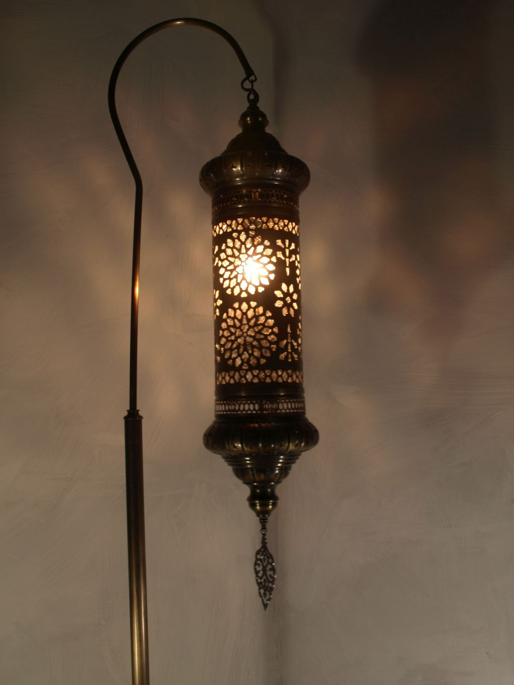 Lantern Lights Lantern Lights Literarywondrous Floor Lamp Picture for proportions 1024 X 1365