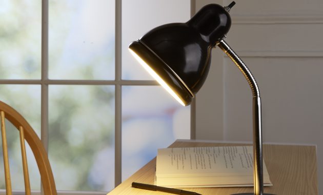 Mainstays Usb Desk Lamp Black Finish With Chrome Gooseneck regarding size 2000 X 2000