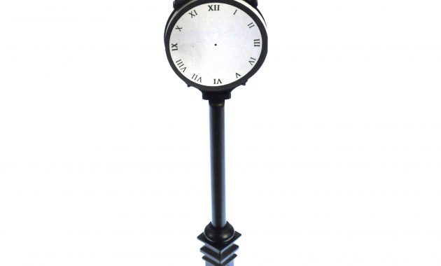 Outdoor Clock Lamp Post Outdoor Ideas within dimensions 2000 X 1951