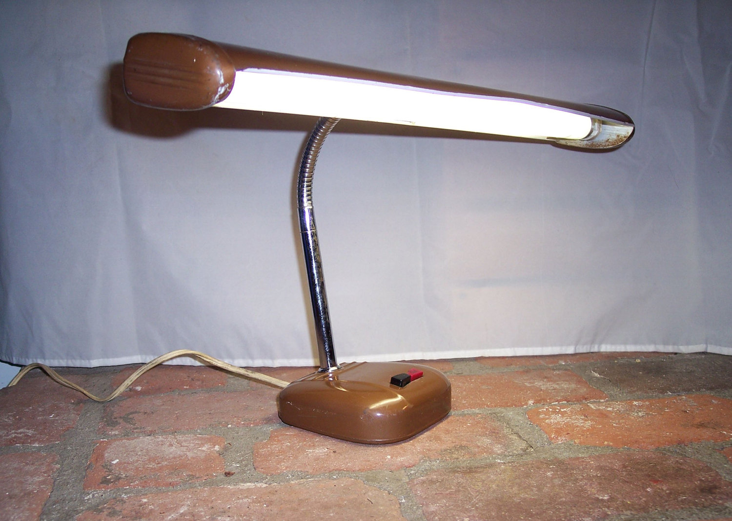 Vintage Fluorescent Desk Lamp Task Light Cfl Desk Lamp Suehirofc inside dimensions 1500 X 1069