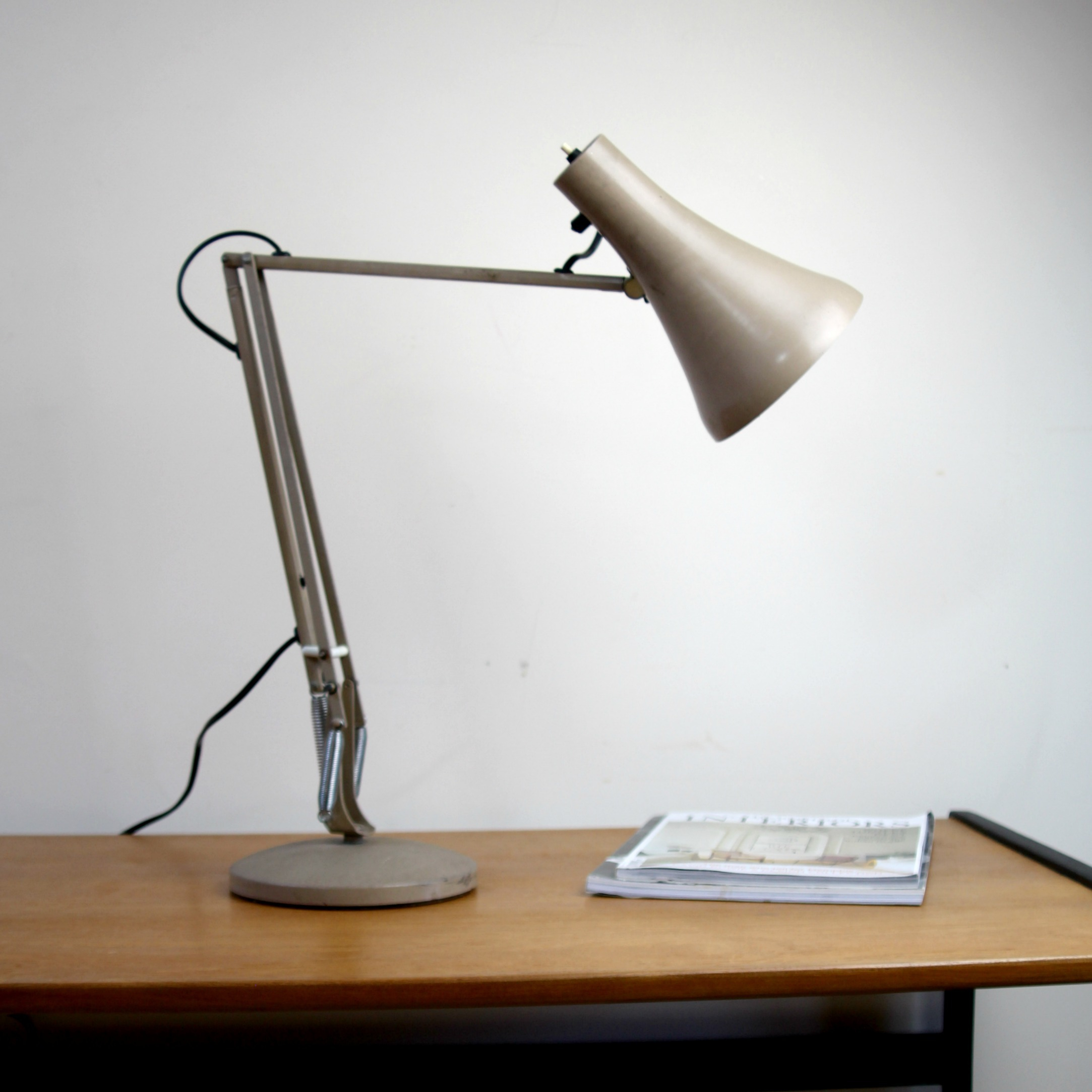 Vintage Herbert Terry Anglepoise 90 Desk Lamp In Tantaupe Vinterior pertaining to proportions 2166 X 2166