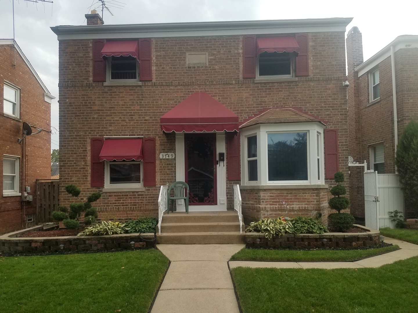 3749 W 85th Street Chicago Il 60652 Crowne Realty Llc throughout sizing 1440 X 1080