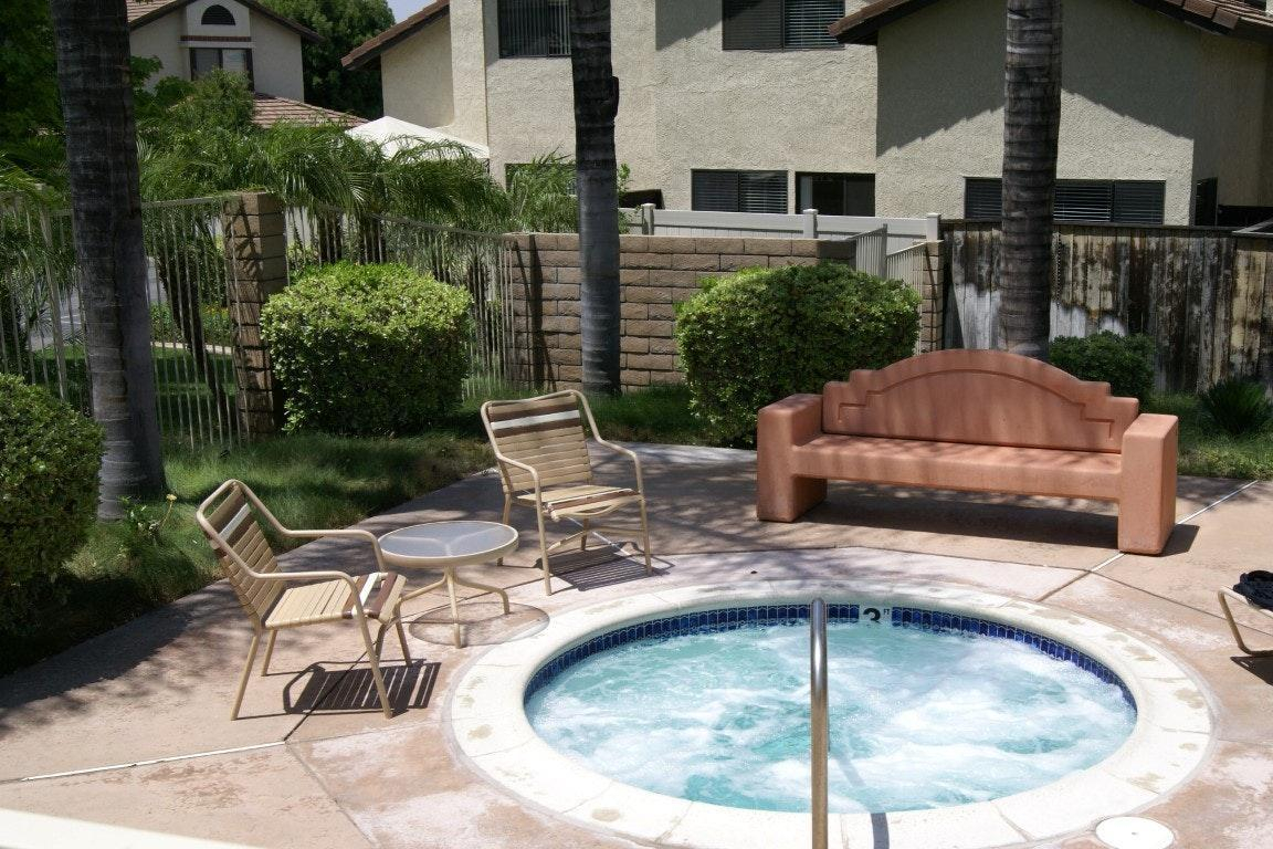 5050 Canyon Crest Drive Apt 17 Riverside Ca 92507 Hotpads throughout dimensions 1152 X 768