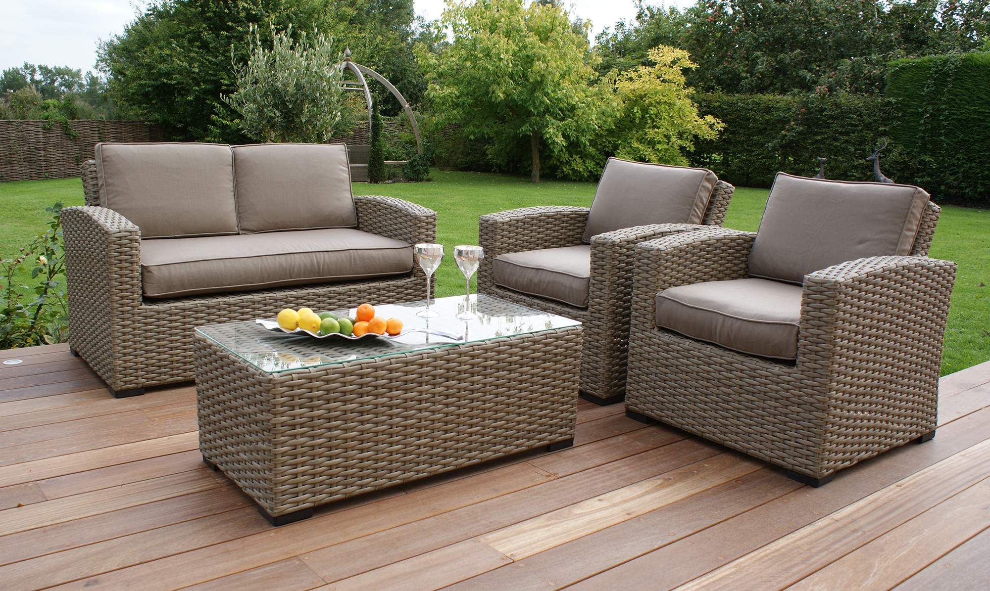 Choose The Perfect Designs Of Garden Rattan Furniture for measurements 2000 X 1195