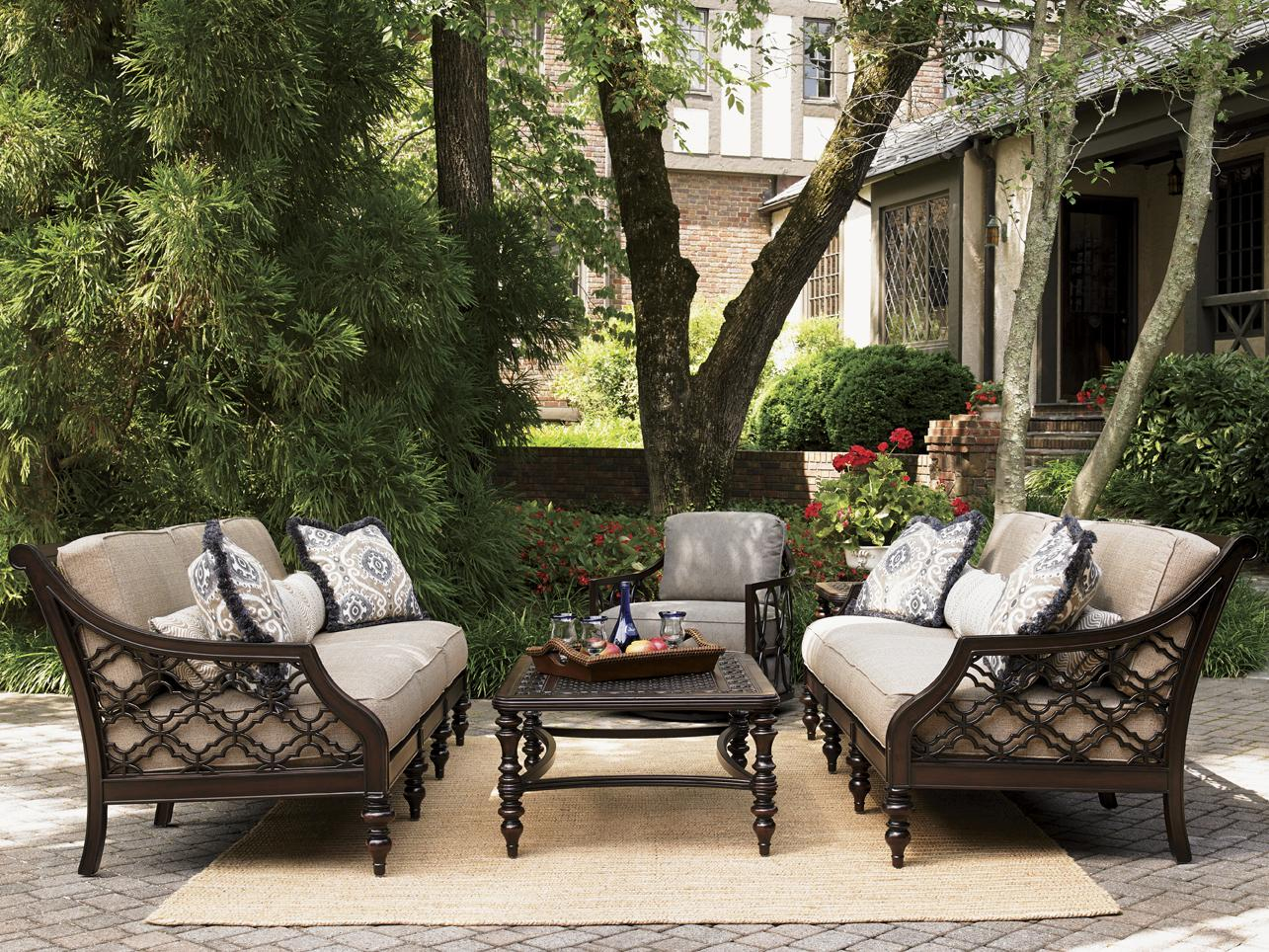 Create An Outdoor Room With The Right Outdoor Furniture throughout measurements 1285 X 964