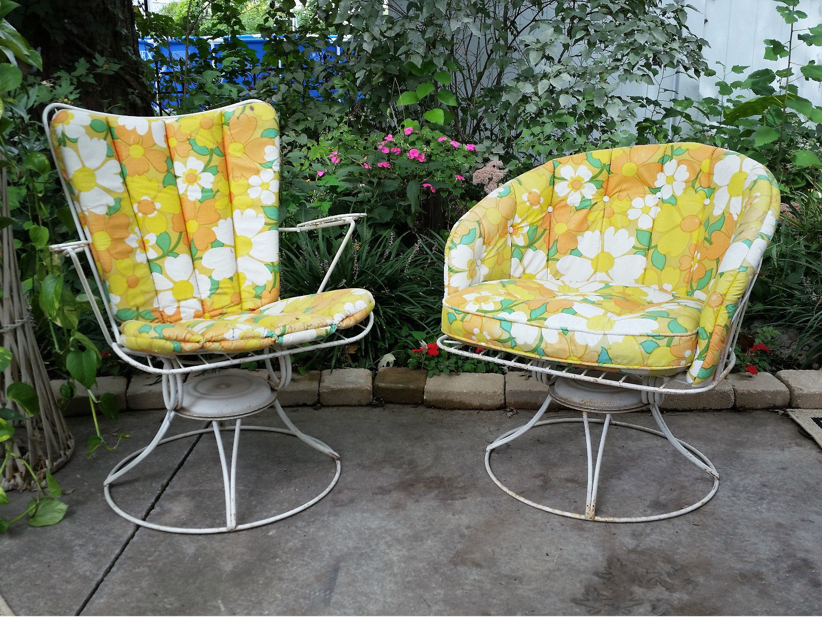 Enormous Homecrest Patio Furniture Mid Century Modern Chairs pertaining to dimensions 1600 X 1201