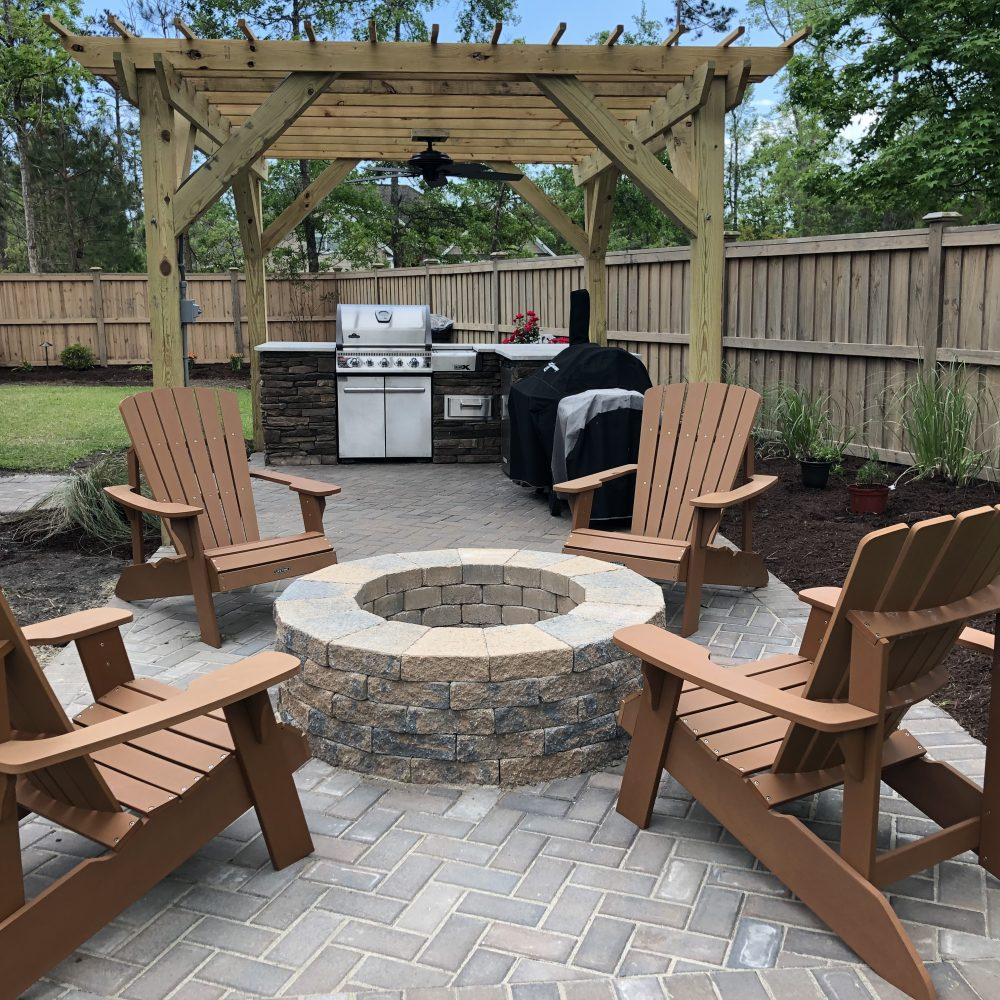 Outdoor Kitchen Fire Pit Pergola Paver Patio in measurements 1000 X 1000