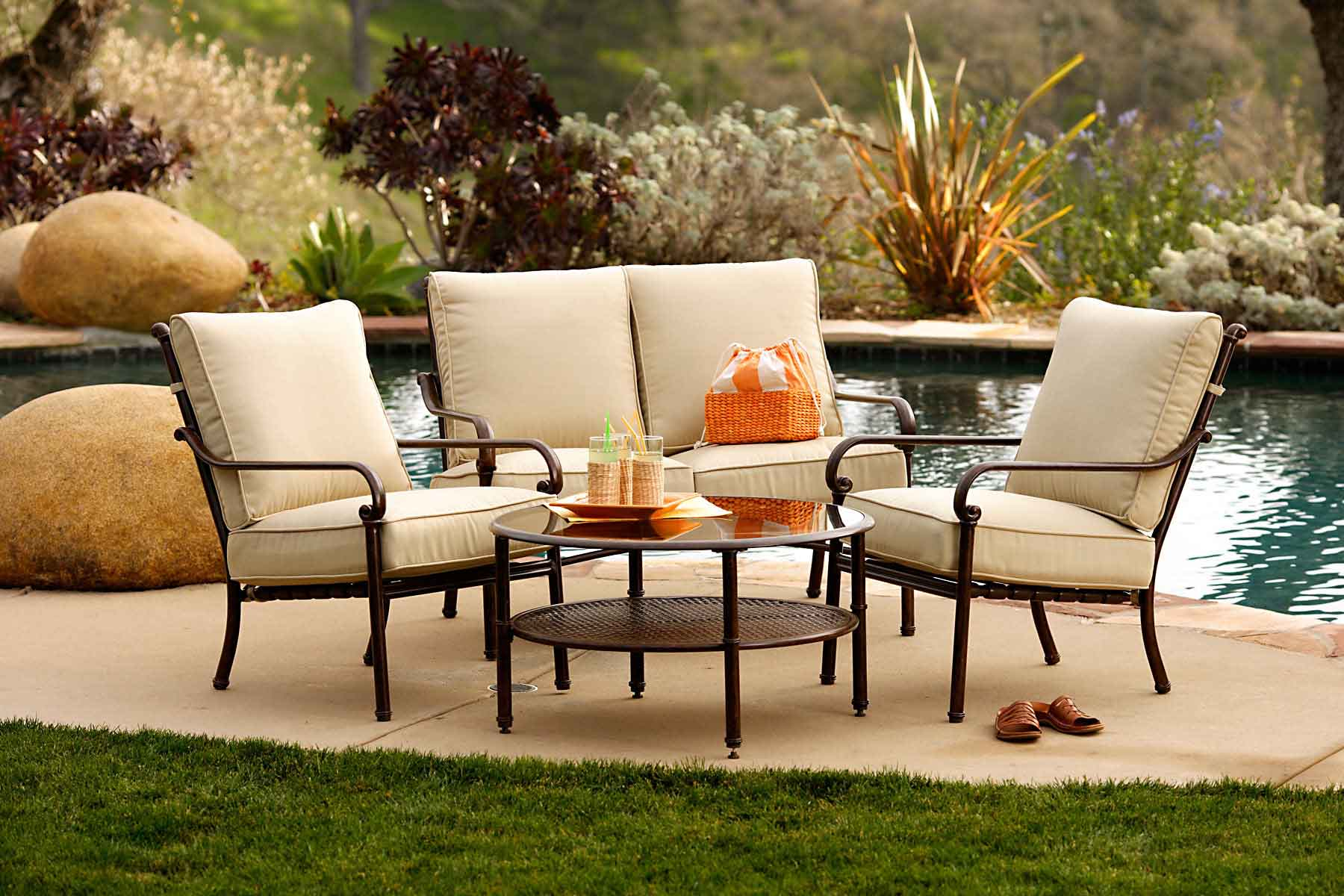 Outdoor Patio Furniture In Northville Michigan Patio Palm regarding size 1800 X 1200