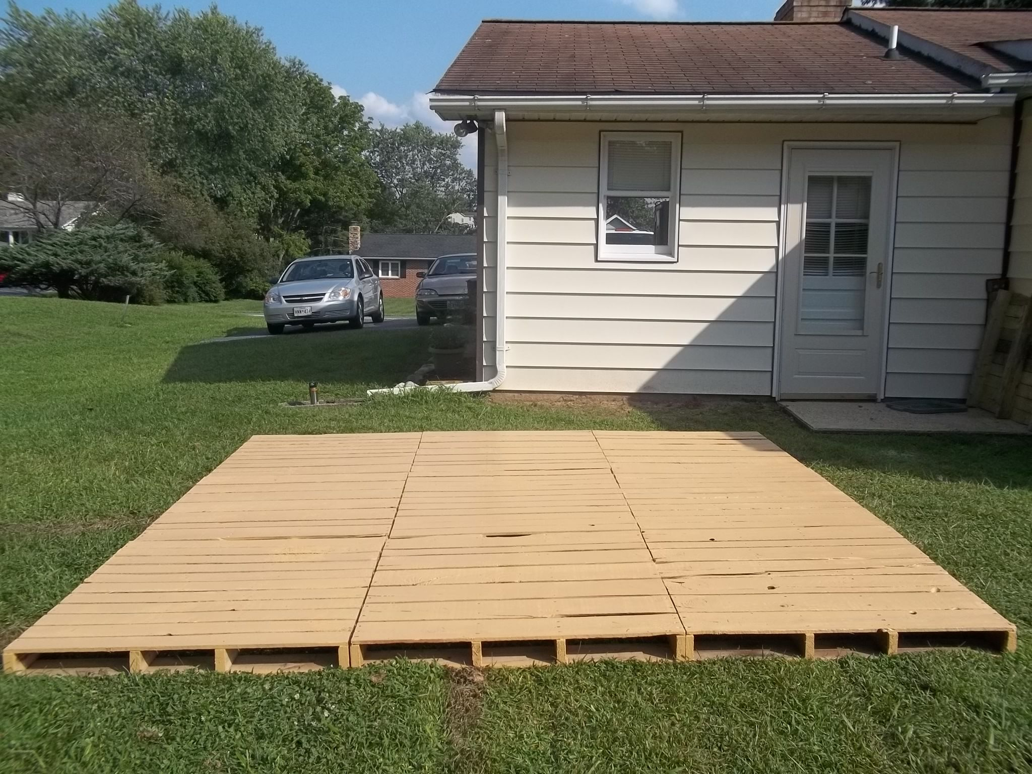 Pallet Decks And Patios This Entry Was Posted In Diy for proportions 2048 X 1536