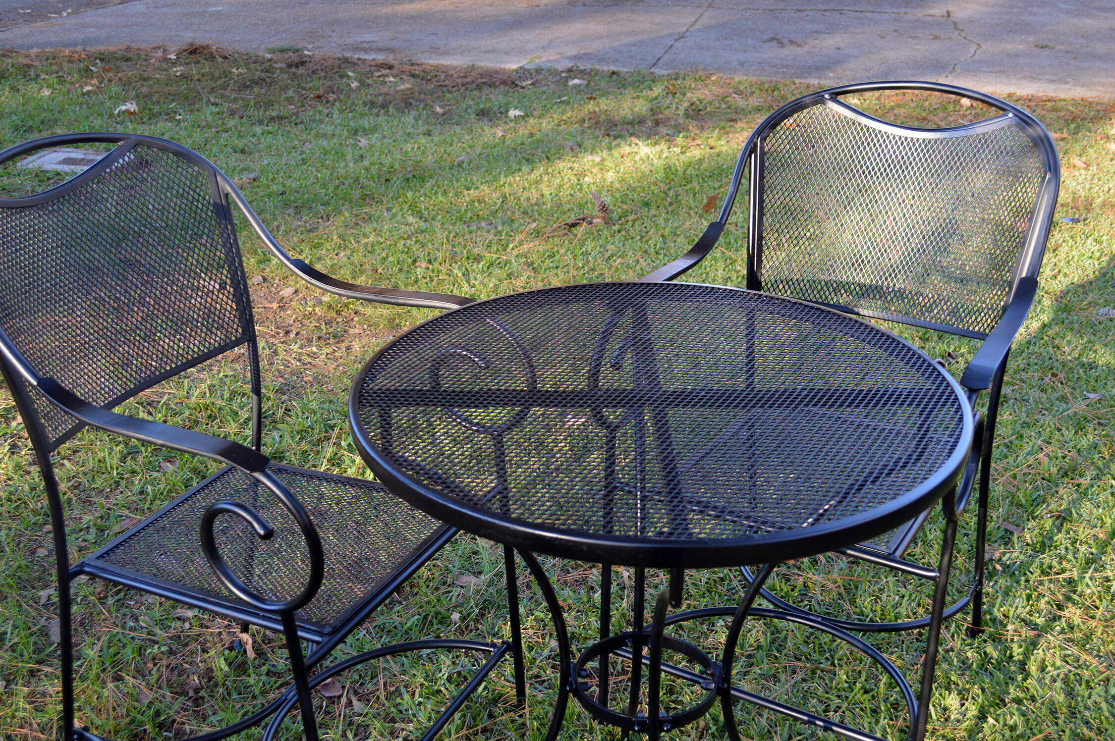 Restore Metal Outdoor Furniture To Like New inside size 2250 X 1496