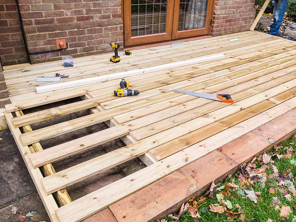 Which Is Better A Wood Deck Or A Paving Stone Patio pertaining to proportions 1024 X 768