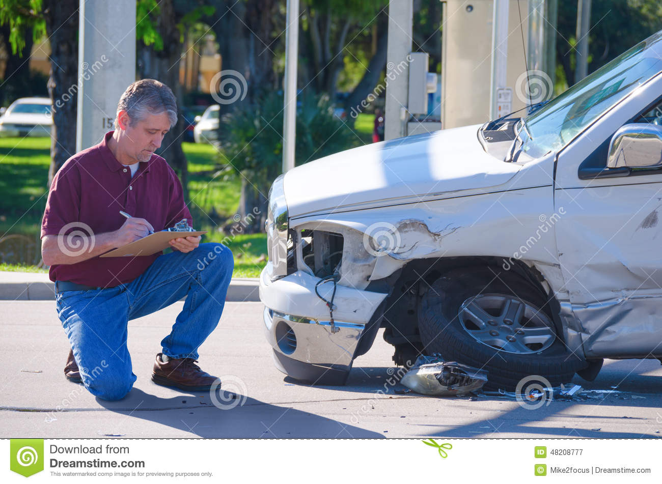 Auto Insurance Adjuster Inspecting Accident Claim Stock within measurements 1300 X 951