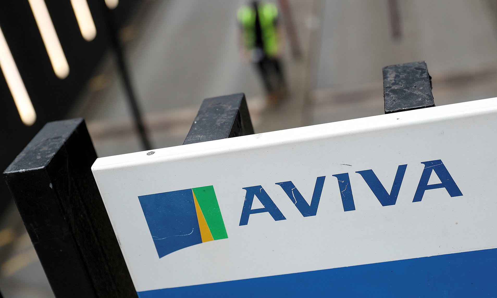 Aviva Offers 90 Day Lifeline For Car And Home Insurance inside measurements 1908 X 1146