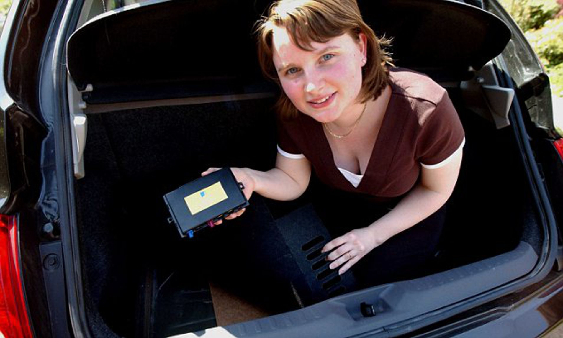 Black Box Telematics Drives Down Car Insurance For Young regarding measurements 1908 X 1146