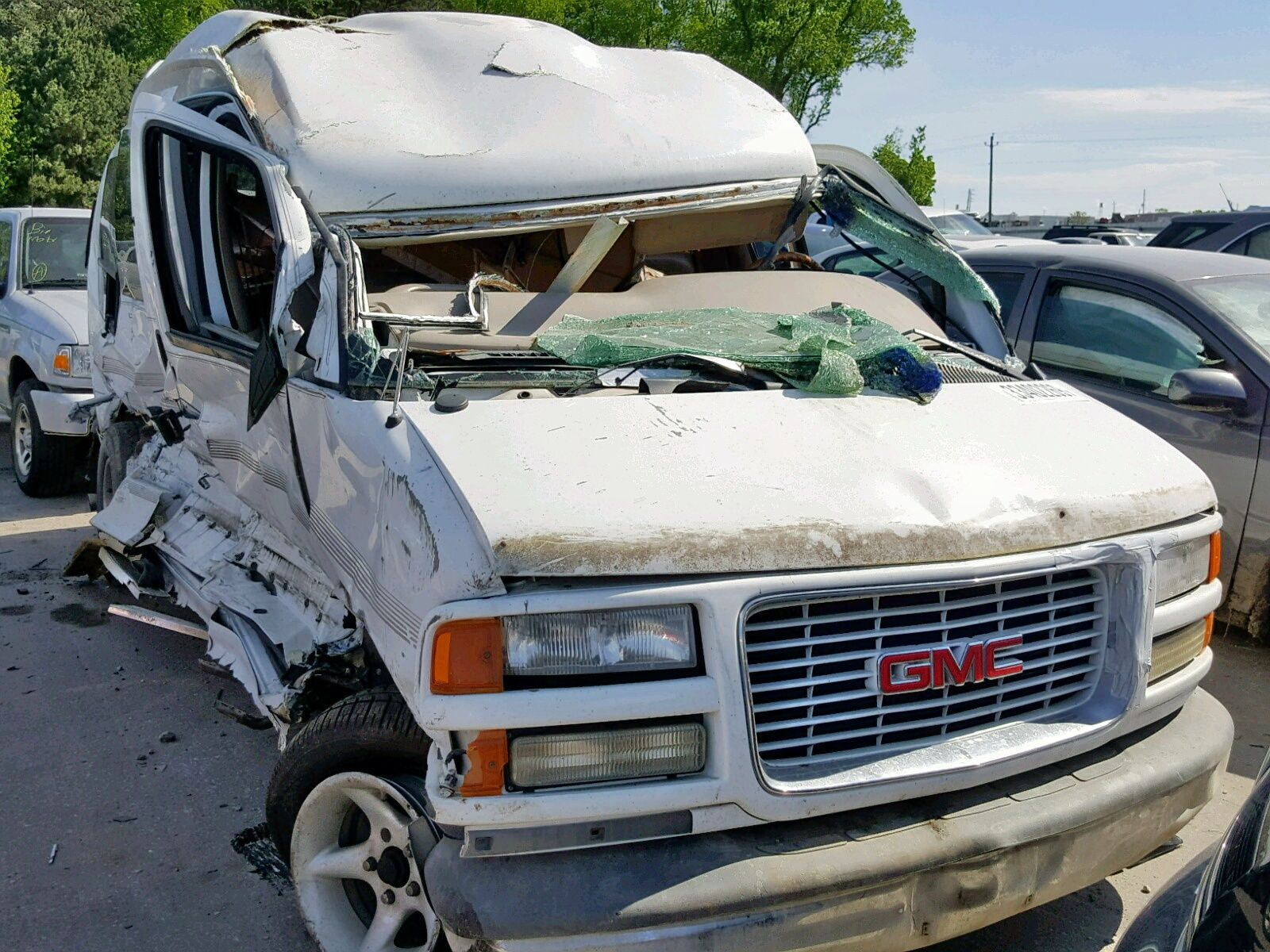 Buying A Damaged Or Repo Rv From Salvage Rv Auctions Auto intended for proportions 1600 X 1200