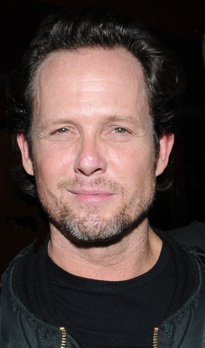 Dean Winters Wikipedia regarding size 847 X 1436