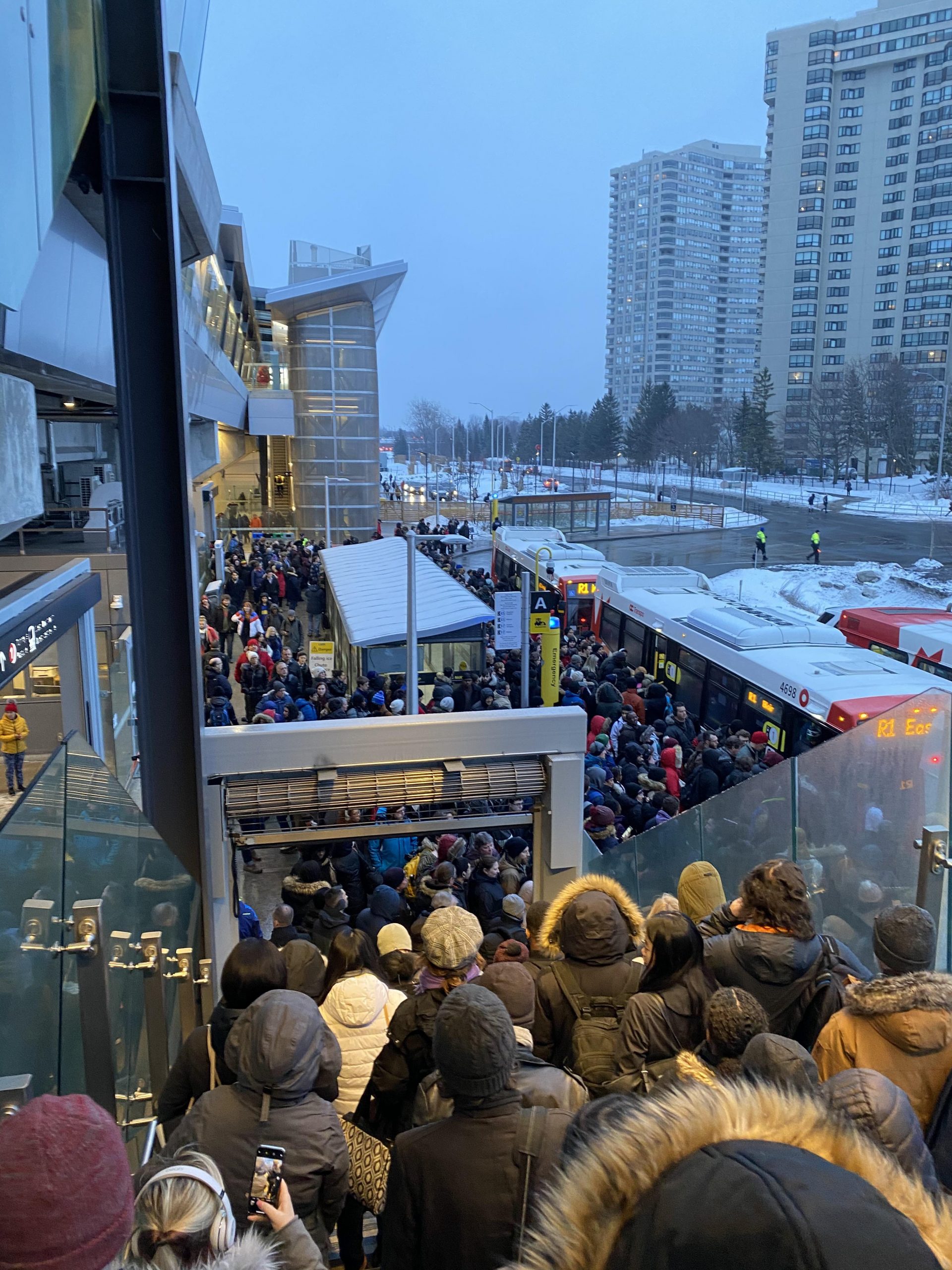 Hurdman Station Right Now Ottawa for measurements 3024 X 4032