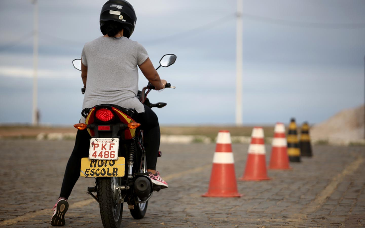 Motorcycle Licence In Dubai Fees Requirements More Mybayut throughout proportions 1440 X 900