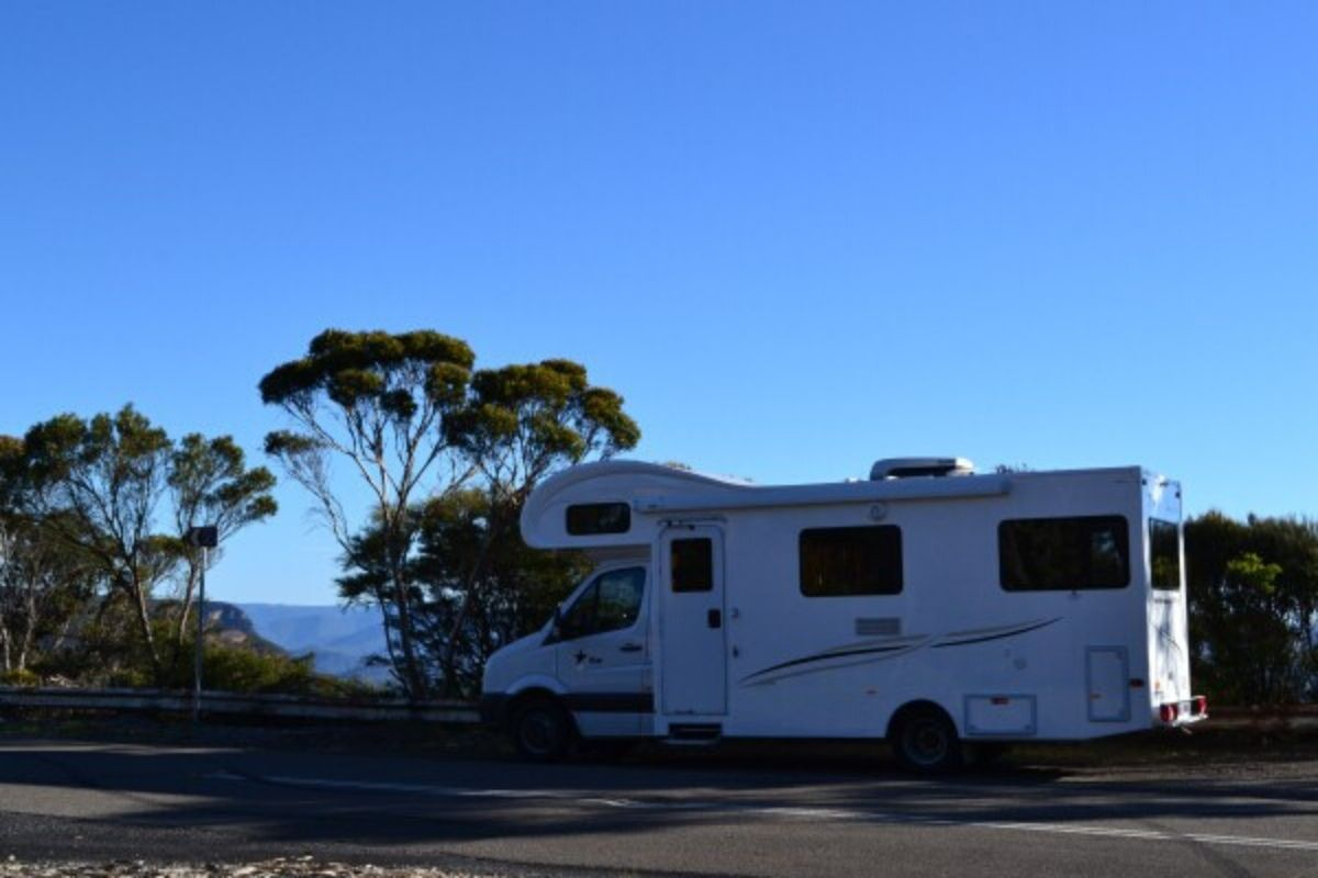 Motorhomes For Beginners Apollo Rv Holidays for size 1200 X 800