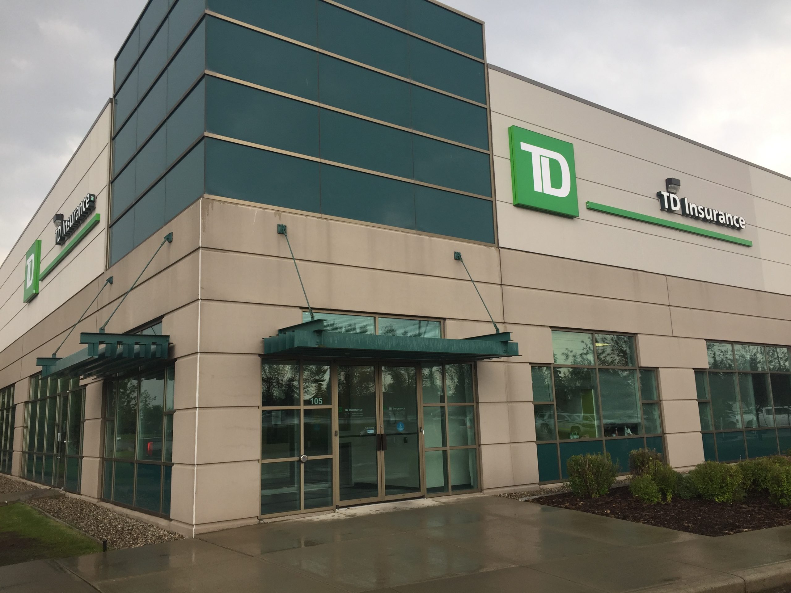 Td Insurance Auto Centre 2611 Hopewell Place Ne 105 Calgary in size 3264 X 2448